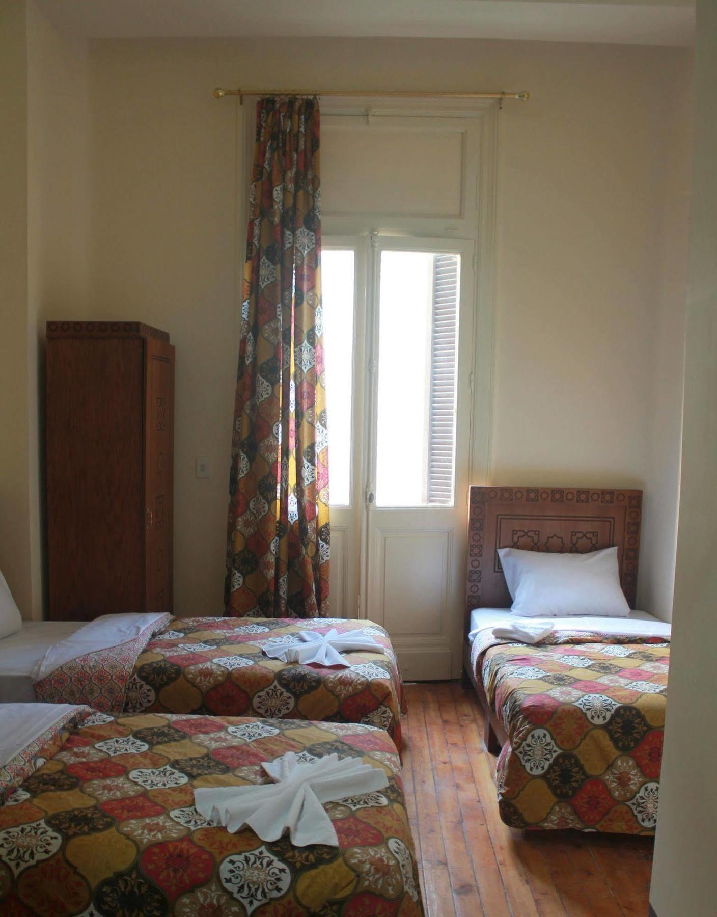 Minerva Downtown Hostel Cairo Exterior foto