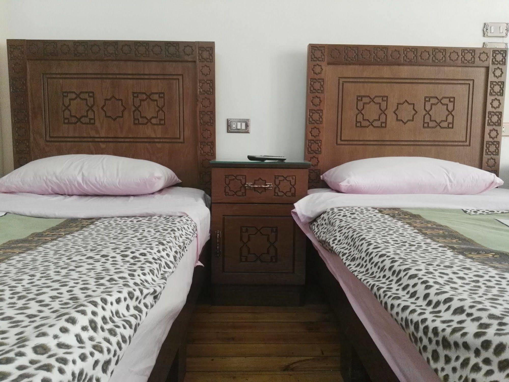 Minerva Downtown Hostel Cairo Exterior foto